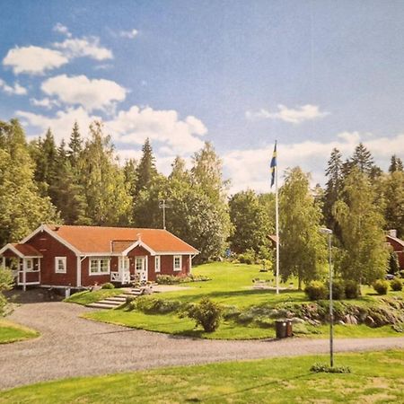 Lantlig Villa Utanfoer Uppsala Alunda Экстерьер фото