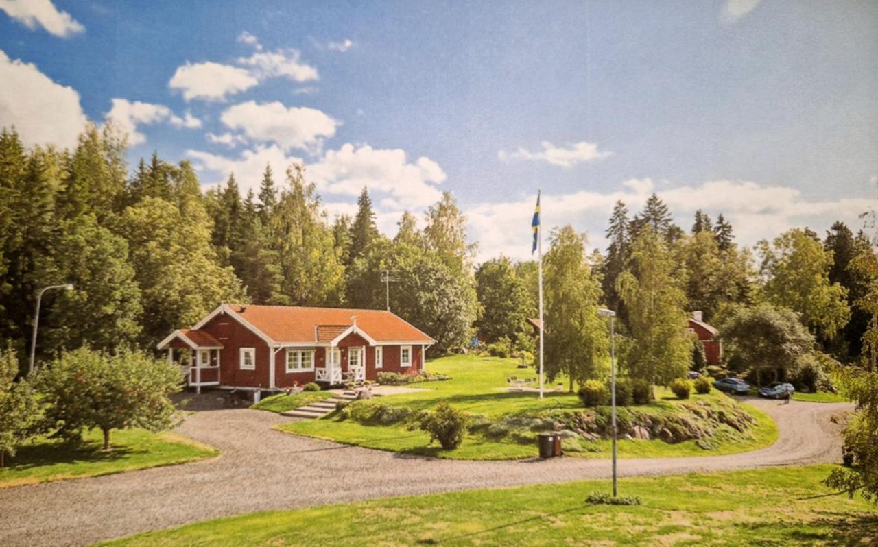 Lantlig Villa Utanfoer Uppsala Alunda Экстерьер фото